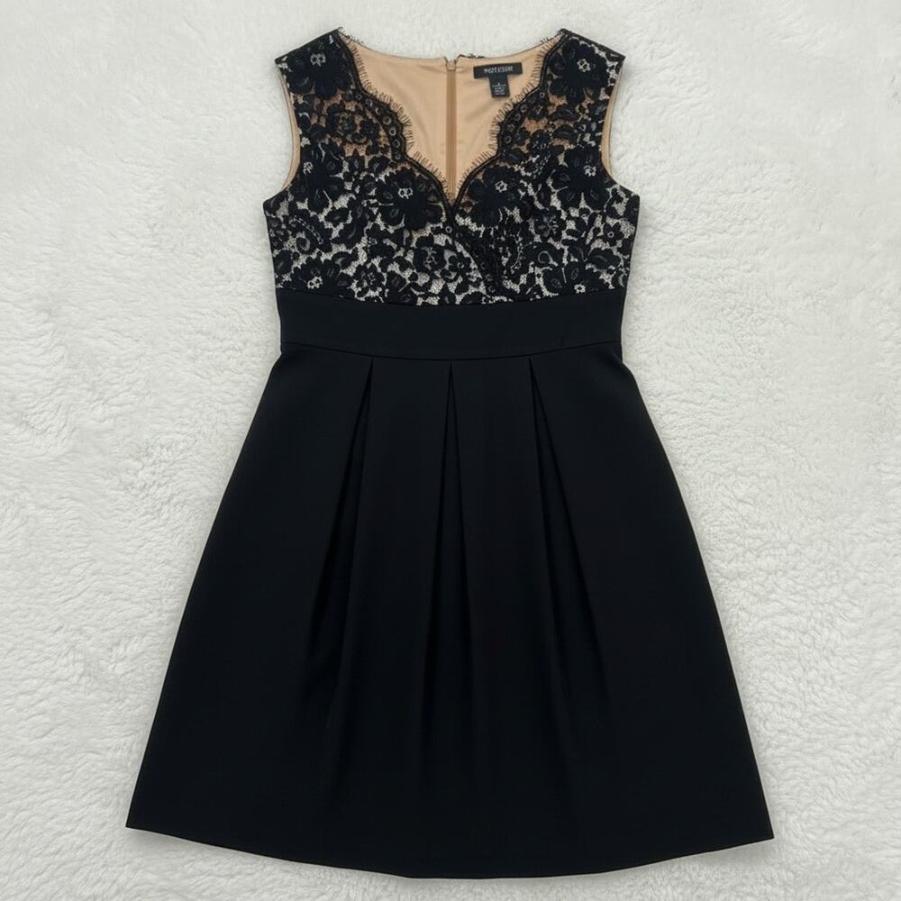 White House Black Market Women's Black Knee Length Lace Bodice Dress Size 6
 b68